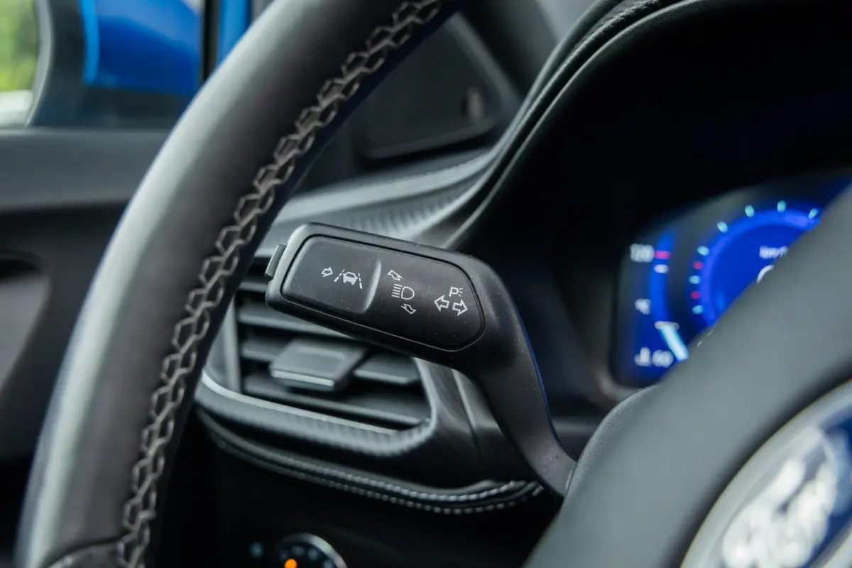 1.0 EcoBoost Vignale | 100% dealer o.h. | Panoramadak | Full LED | Adaptieve cruise | Camera | B&O Audio incl. DAB | Massage | Elec achterklep | Dodehoek detectie