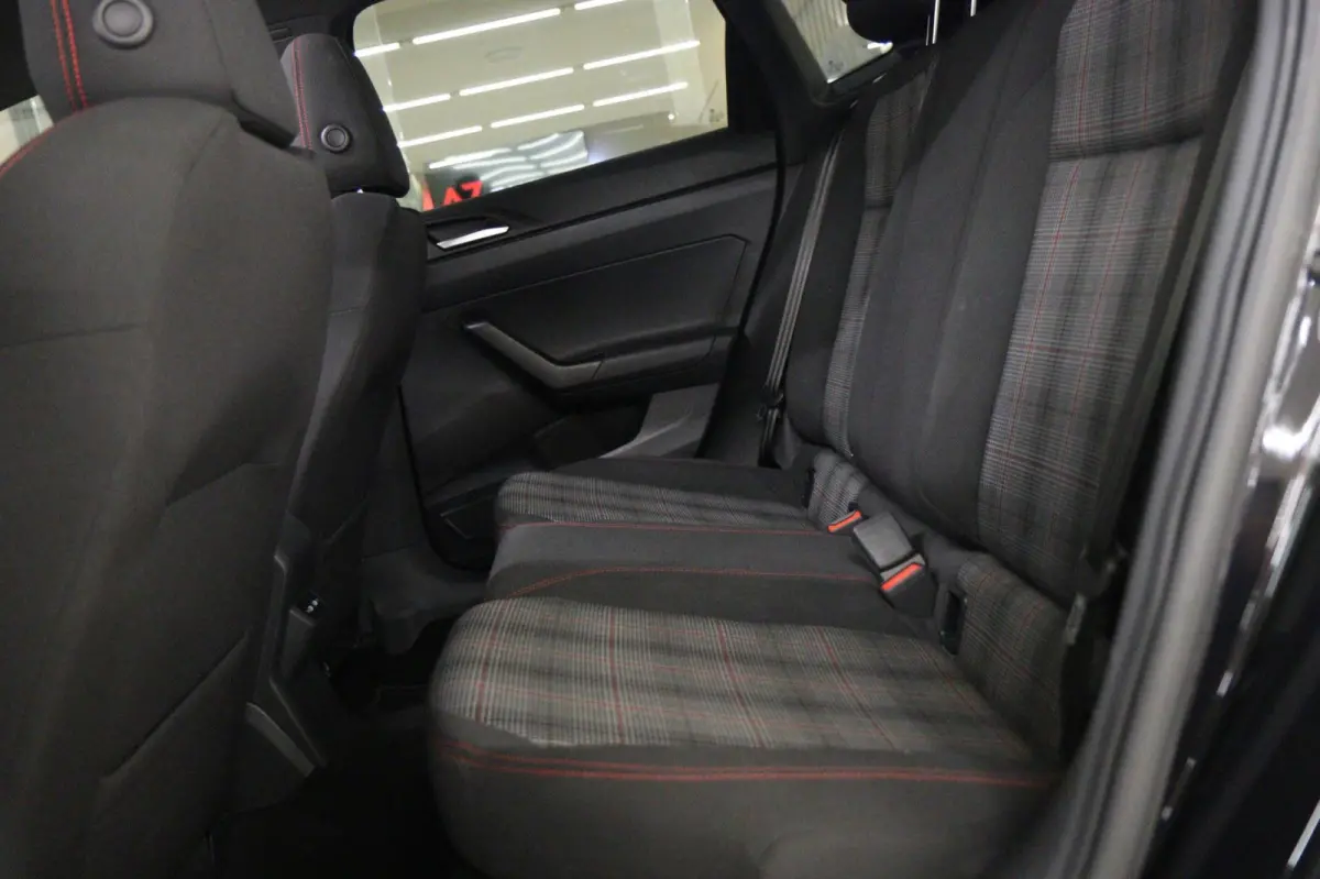 2.0 TSI GTI VIRTUAL/PANO/CARPLAY/IQ-LIGHT/SFEERVER/VOL
