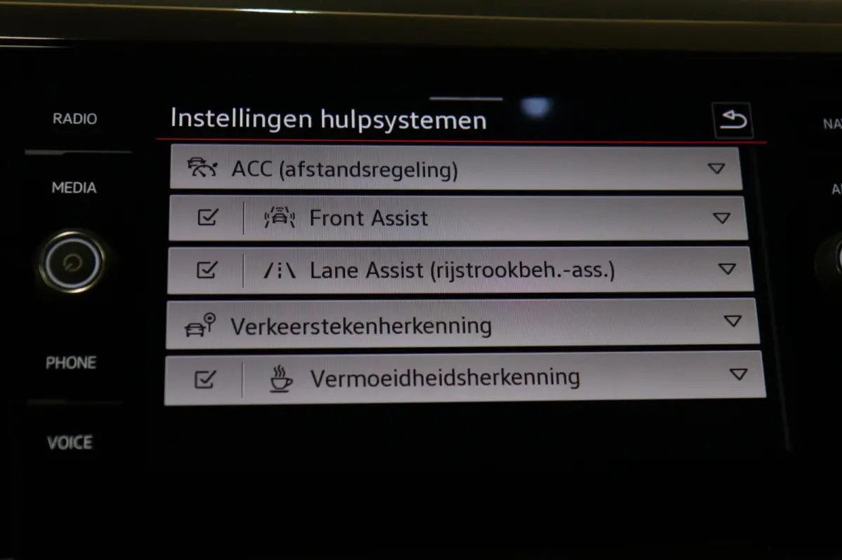 2.0 TSI GTI VIRTUAL/PANO/CARPLAY/IQ-LIGHT/SFEERVER/VOL