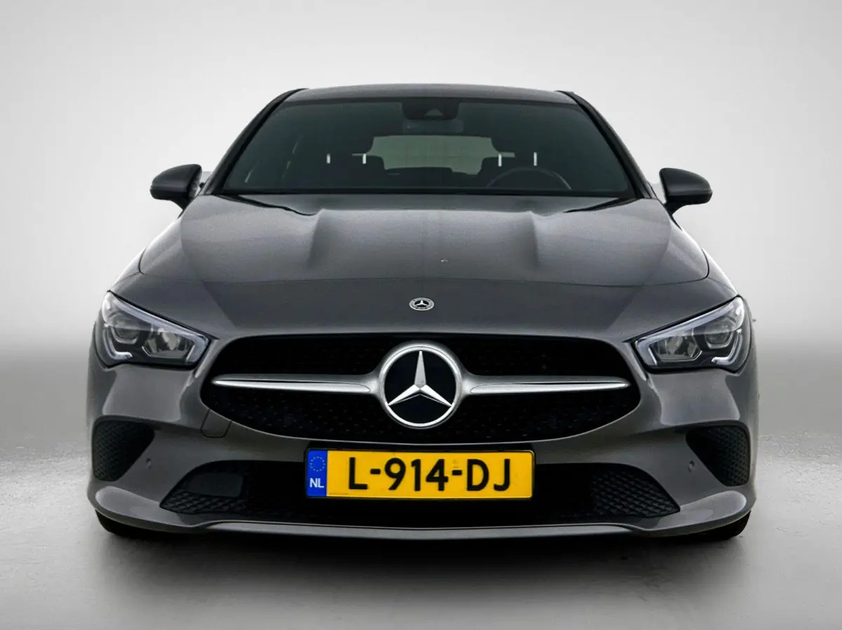 180 Business Solution | APPLE CARPLAY | NAVIGATIE | ELEKTRISCHE ACHTERKLEP | BLUETOOTH | CRUISE CONTROL | STOELVERWARMING |