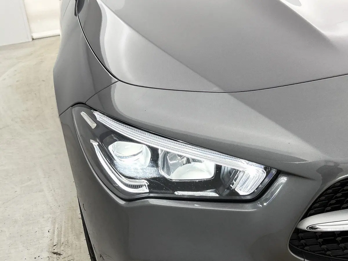 180 Business Solution | ACHTERUITRIJCAMERA | APPLE CARPLAY - ANDROID AUTO | ELEKTRISCHE KOFFERKLEP | STOELVERWARMING | CRUISE CONTROL | CLIMATE CONTROL | WIDE SCREEN |