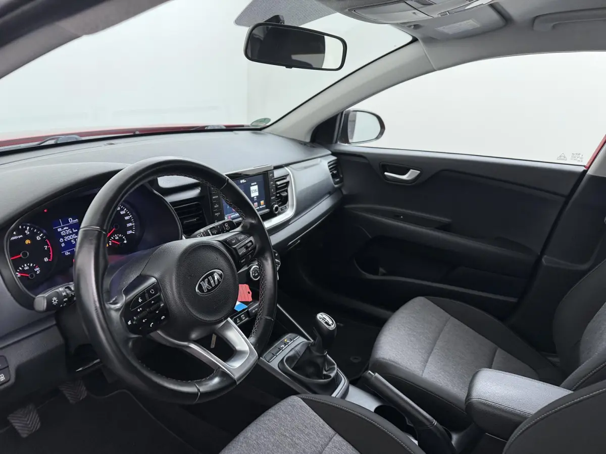 1.0 T-GDi DynamicLine | Apple CarPlay | Navigatie | Achteruitrijcamera |