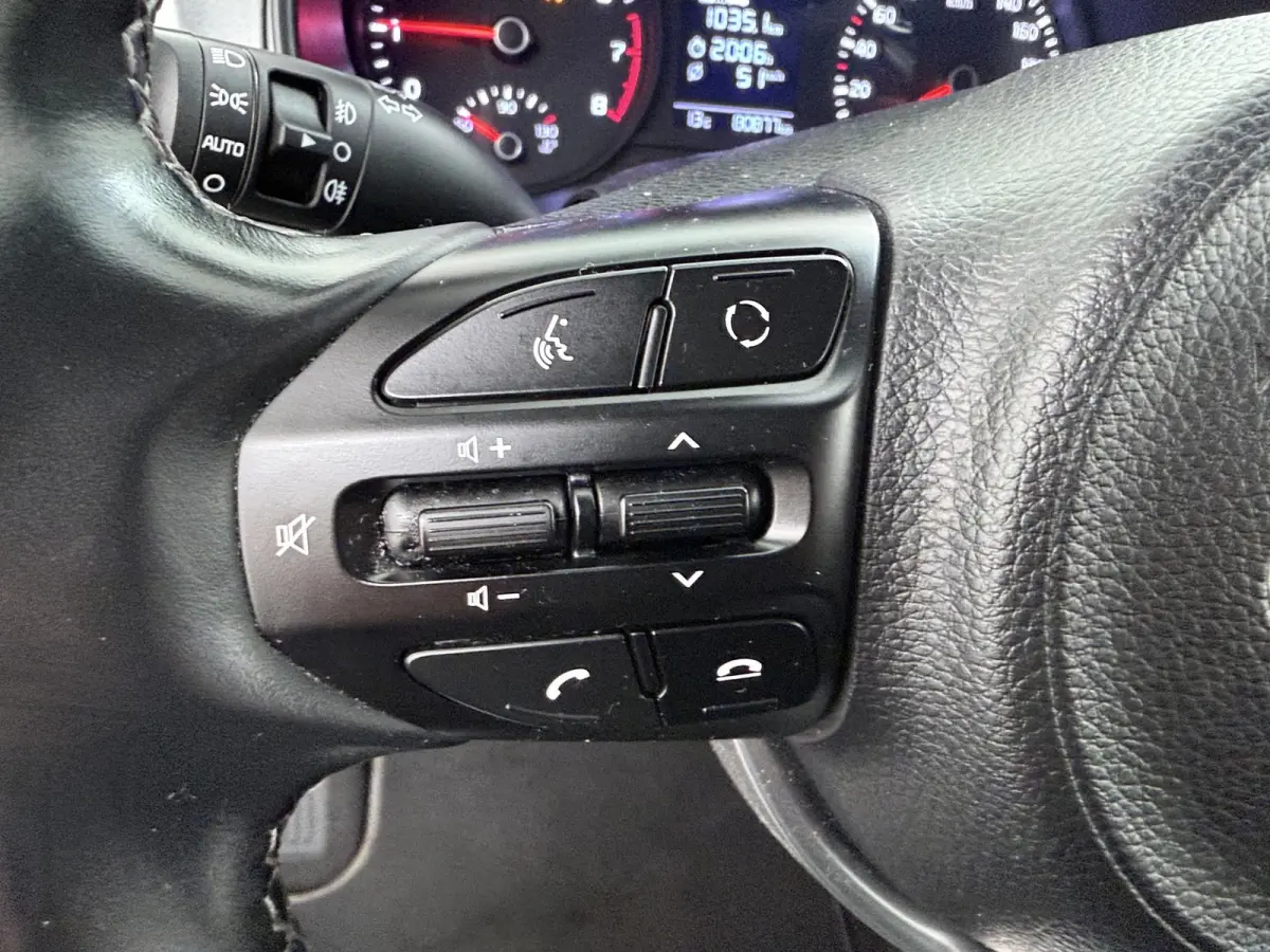 1.0 T-GDi DynamicLine | Apple CarPlay | Navigatie | Achteruitrijcamera |