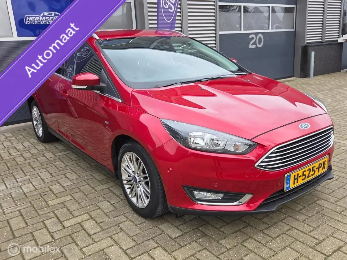 1.0 EcoBoost Titanium automaat nw. distributie