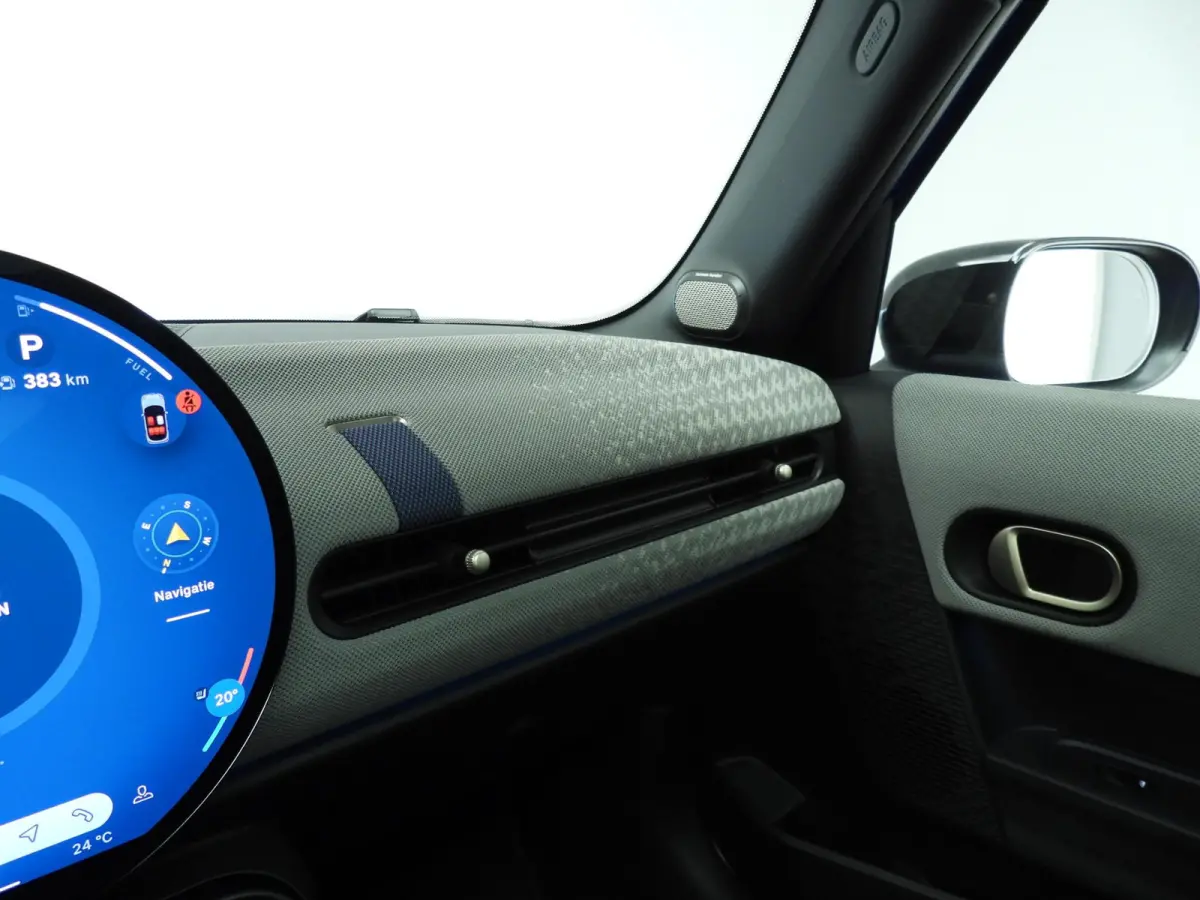 Cooper C Favoured M pakket / Panoramadak / JCW Stoelen / Harman-Kardon / Head-up / LED / Park assist / Alu wielen 17 inch