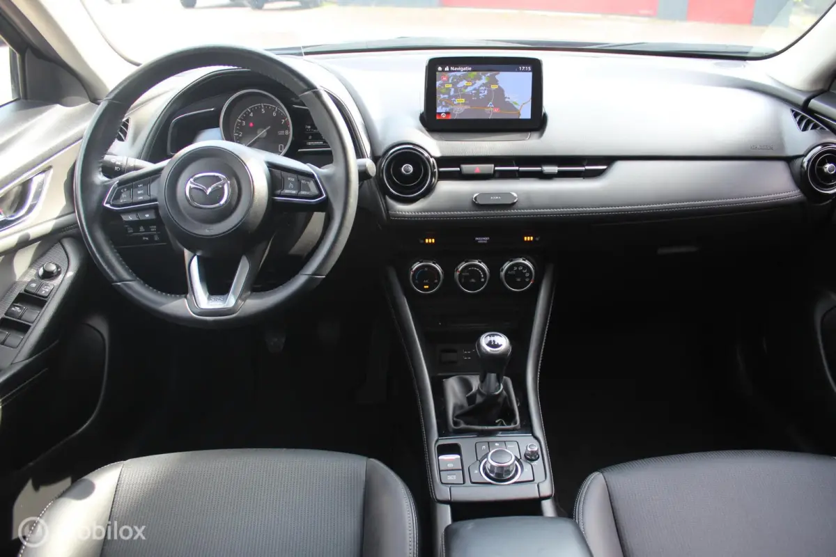 2.0 SkyActiv-G 121 Luxury HUD/18Inch/Carplay/Camera