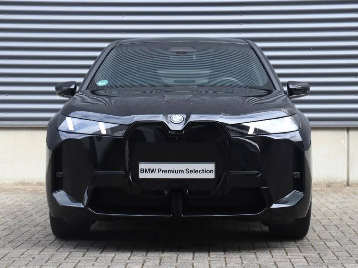 xDrive45 | M Sport Pro | Trekhaak | Head up | Driving Assistant Prof. | Parking Assistant prof. | Harman Kardon | Stoelventilatie  | SOH 99% | 22'' LMV