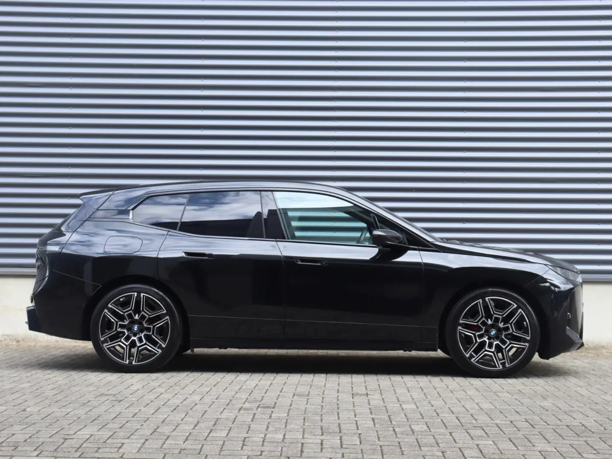 xDrive45 | M Sport Pro | Trekhaak | Head up | Driving Assistant Prof. | Parking Assistant prof. | Harman Kardon | Stoelventilatie  | SOH 99% | 22'' LMV