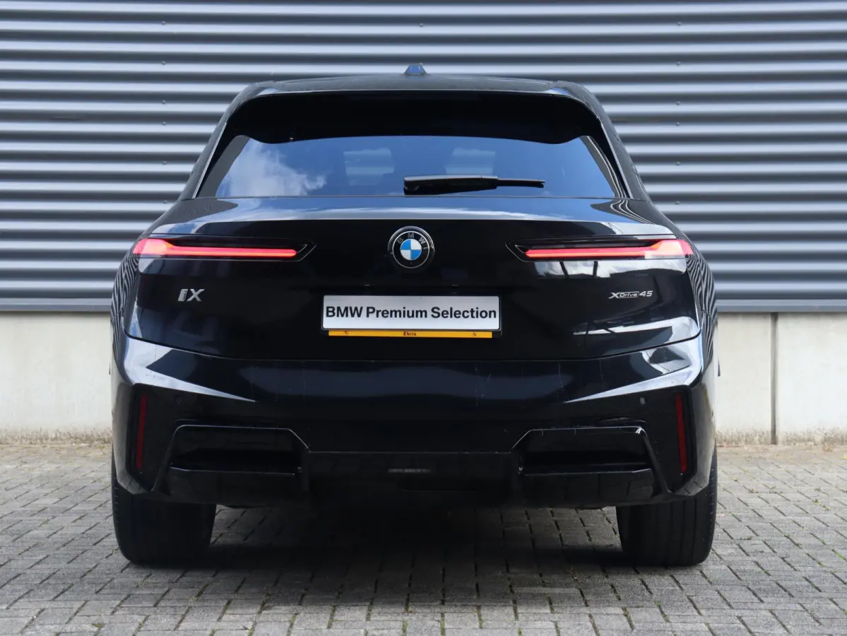 xDrive45 | M Sport Pro | Trekhaak | Head up | Driving Assistant Prof. | Parking Assistant prof. | Harman Kardon | Stoelventilatie  | SOH 99% | 22'' LMV