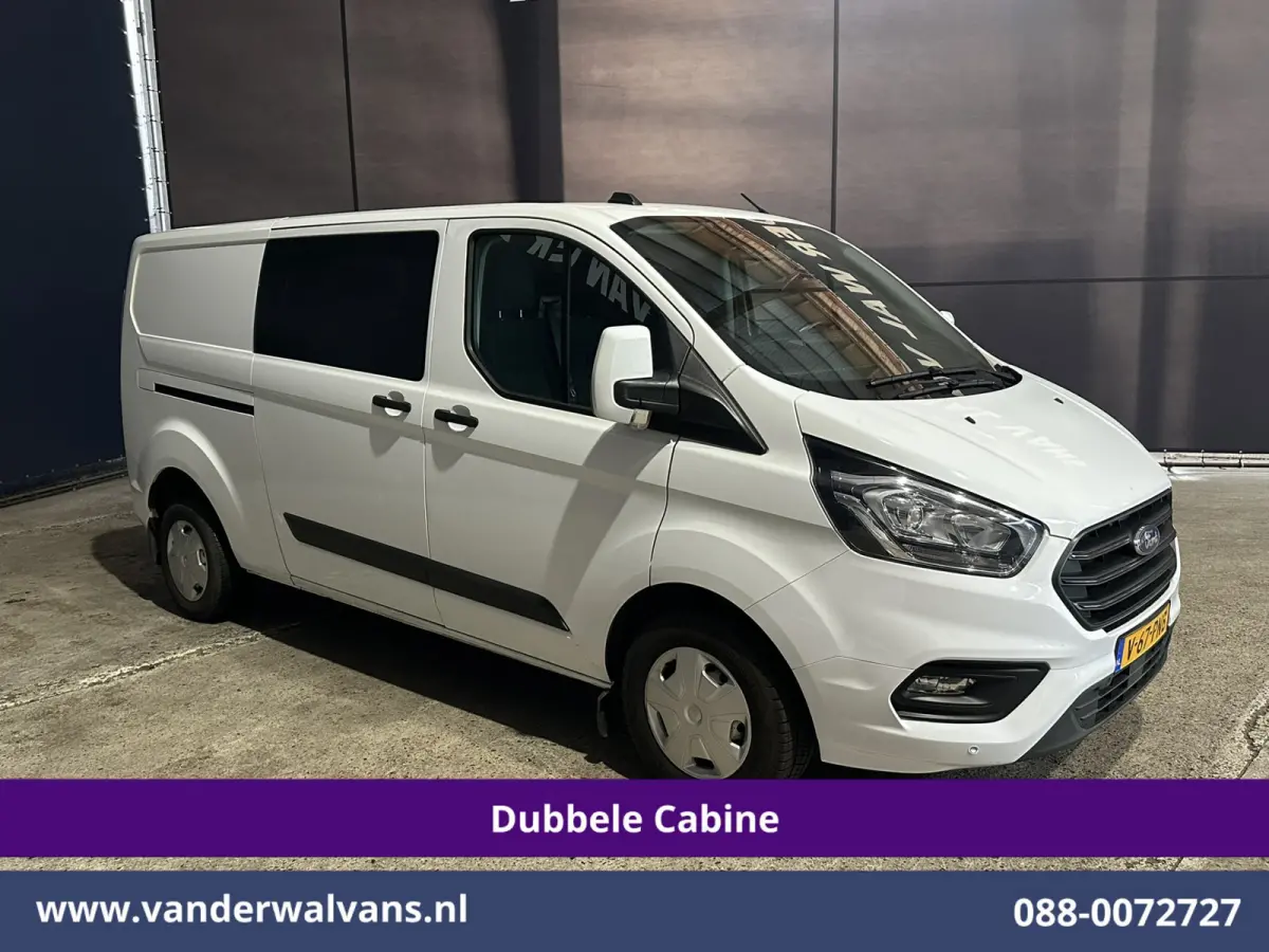2.0 TDCI 130pk L2H1 Dubbele Cabine Euro6 Airco | 6-Zits | Camera | Apple Carplay | Cruisecontrol Android Auto, Stoelverwarming, Parkeersensoren, Achterklep