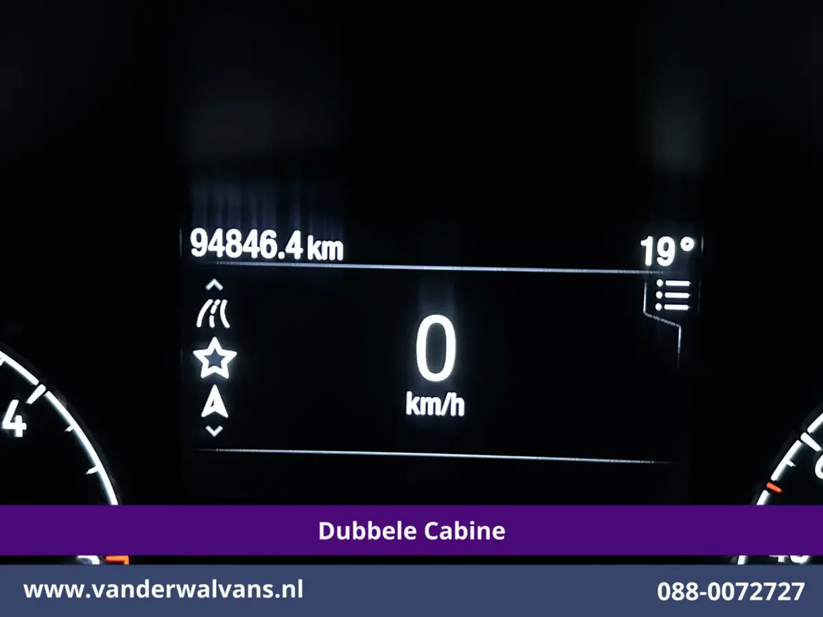 2.0 TDCI 130pk L2H1 Dubbele Cabine Euro6 Airco | 6-Zits | Camera | Apple Carplay | Cruisecontrol Android Auto, Stoelverwarming, Parkeersensoren, Achterklep