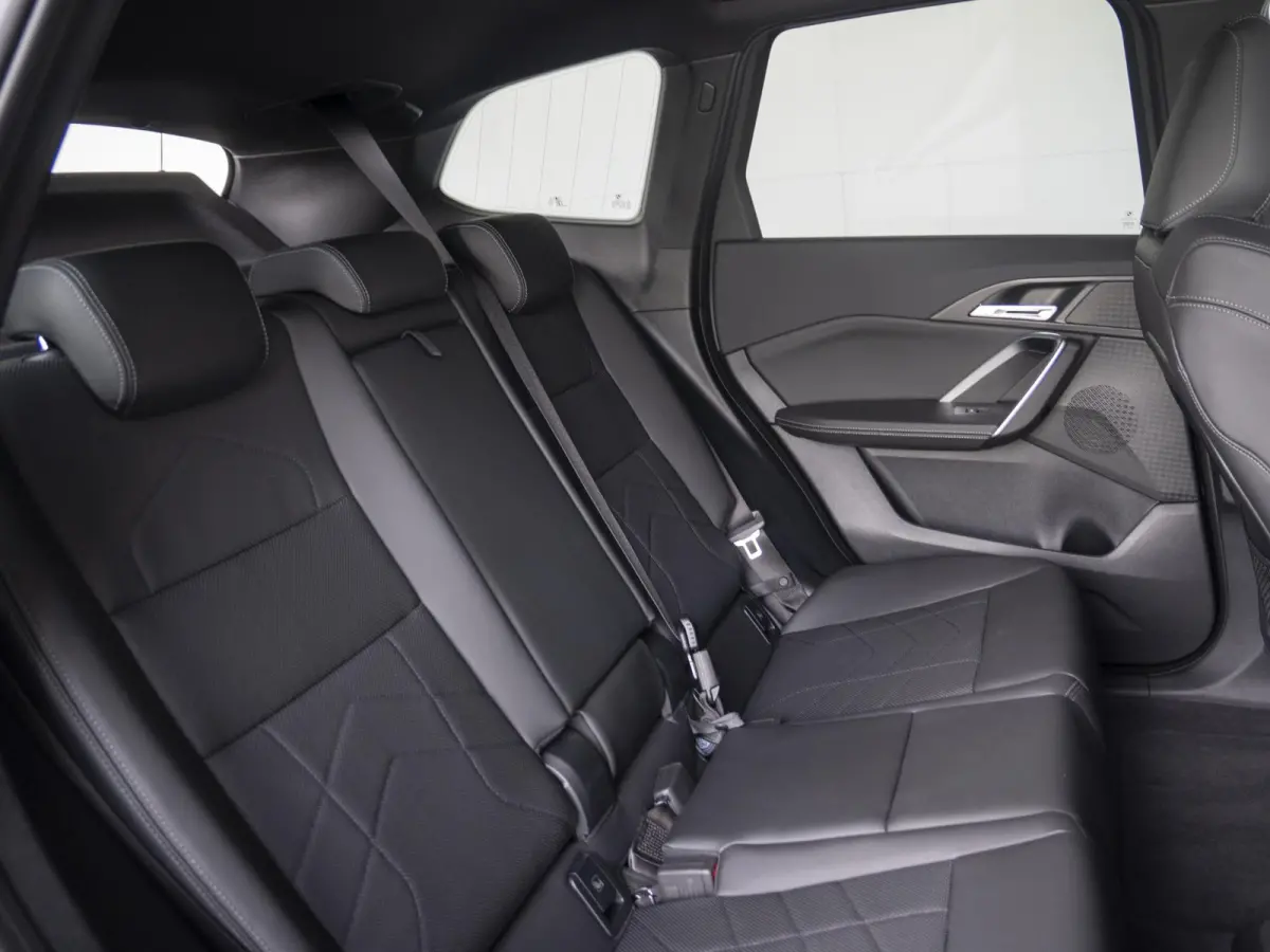 xDrive25e SoH 98% | M Sportpakket | Travel Pack | Achteruitrijcamera | Panoramadak | Trekhaak
