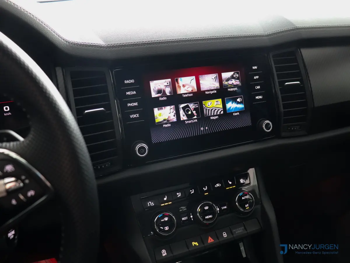 1.5 TSI | Sportline | Business | Pano | Camera | Assistentie Pakket | Comfort Pakket | Travel Pakket | 20" LM Vega | Virtual Cockpit | Wegdraaib. Trekhaak |
