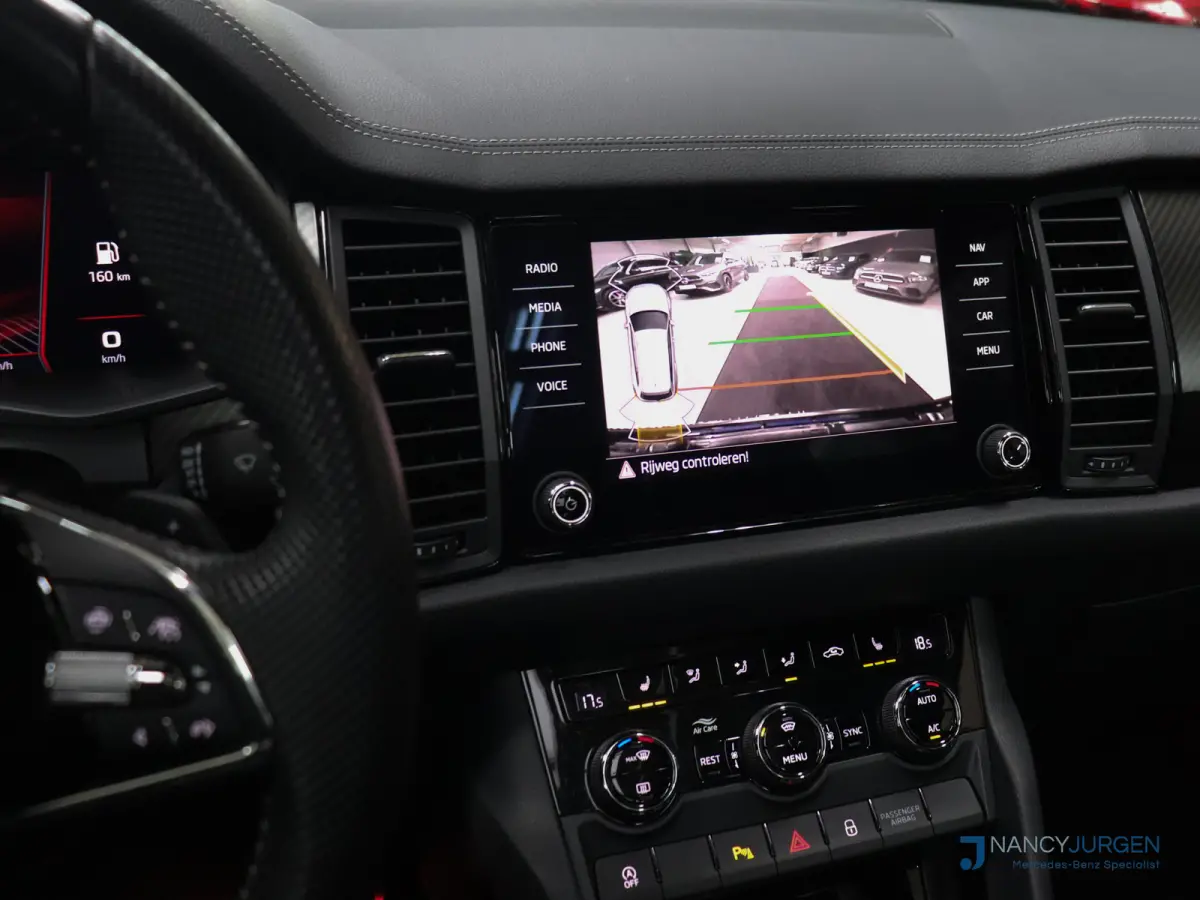 1.5 TSI | Sportline | Business | Pano | Camera | Assistentie Pakket | Comfort Pakket | Travel Pakket | 20" LM Vega | Virtual Cockpit | Wegdraaib. Trekhaak |