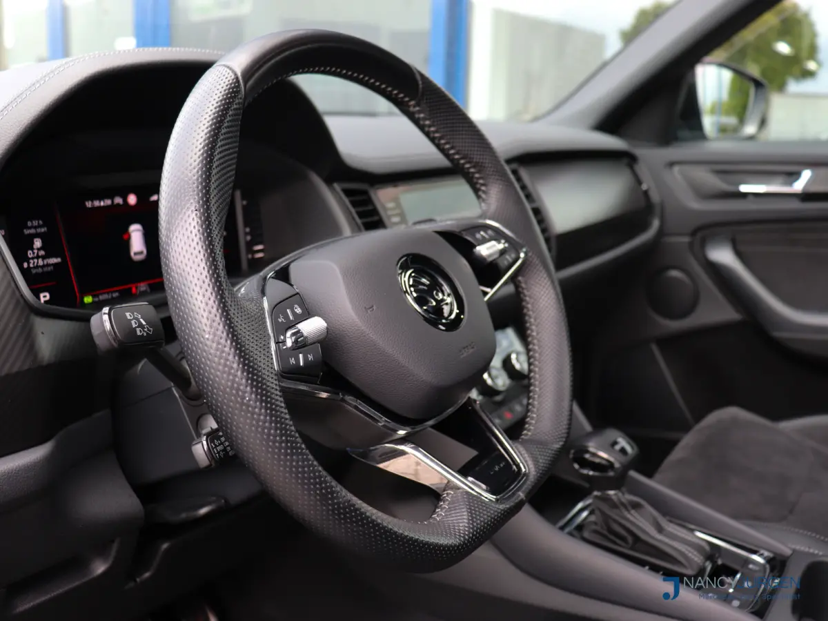 1.5 TSI | Sportline | Business | Pano | Camera | Assistentie Pakket | Comfort Pakket | Travel Pakket | 20" LM Vega | Virtual Cockpit | Wegdraaib. Trekhaak |