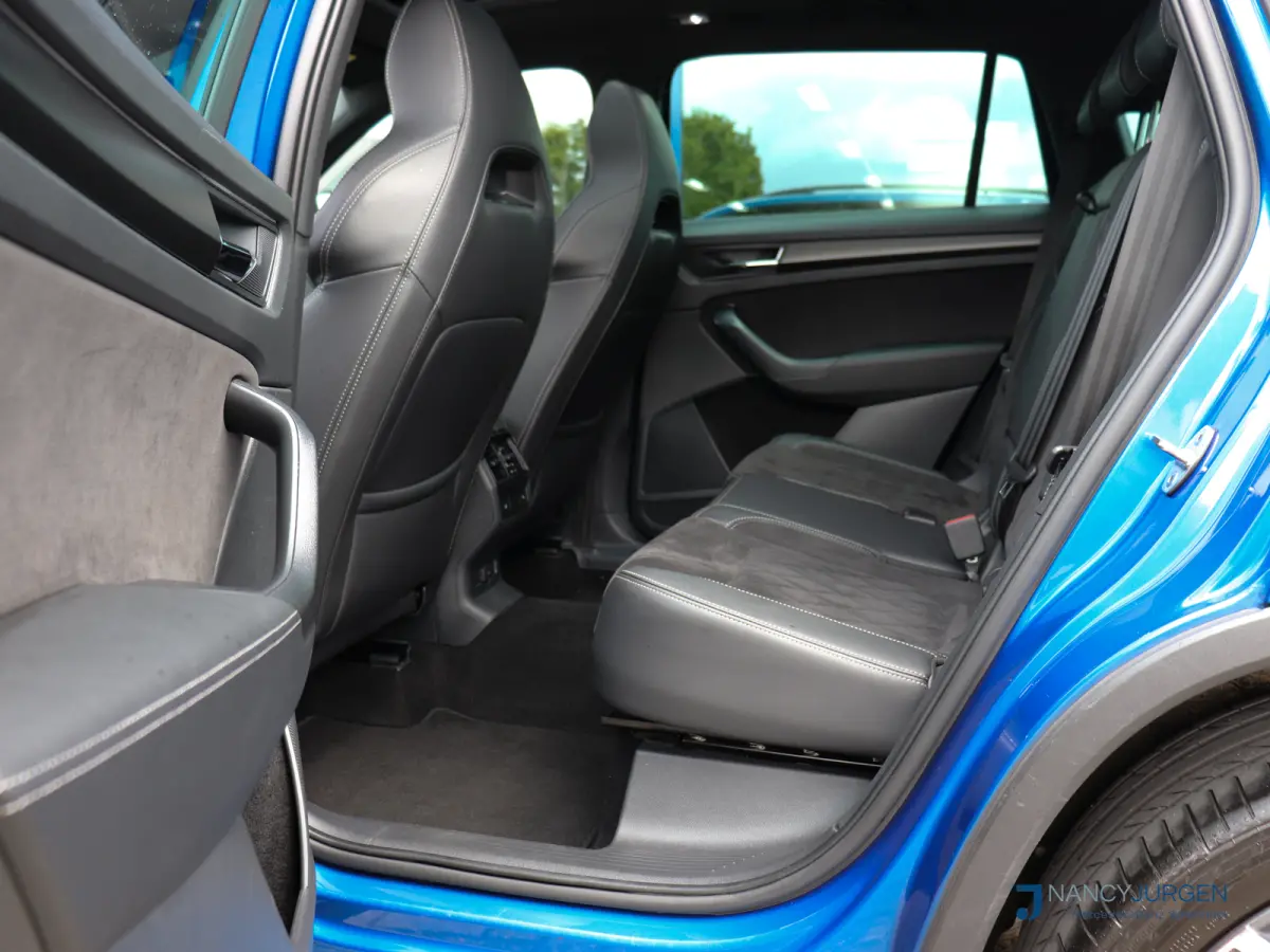 1.5 TSI | Sportline | Business | Pano | Camera | Assistentie Pakket | Comfort Pakket | Travel Pakket | 20" LM Vega | Virtual Cockpit | Wegdraaib. Trekhaak |