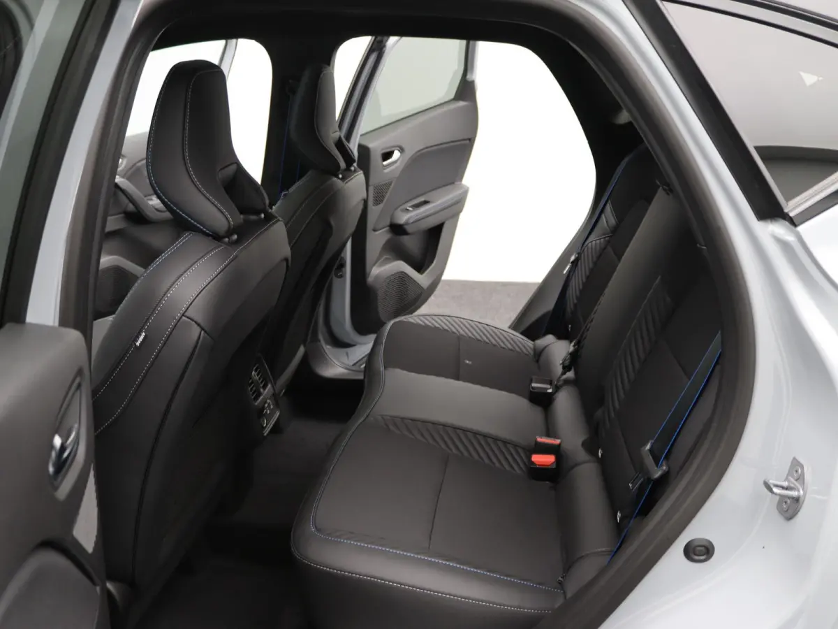 esprit Alpine full hybrid E-Tech 160 | pack privilège | pack light & sound |