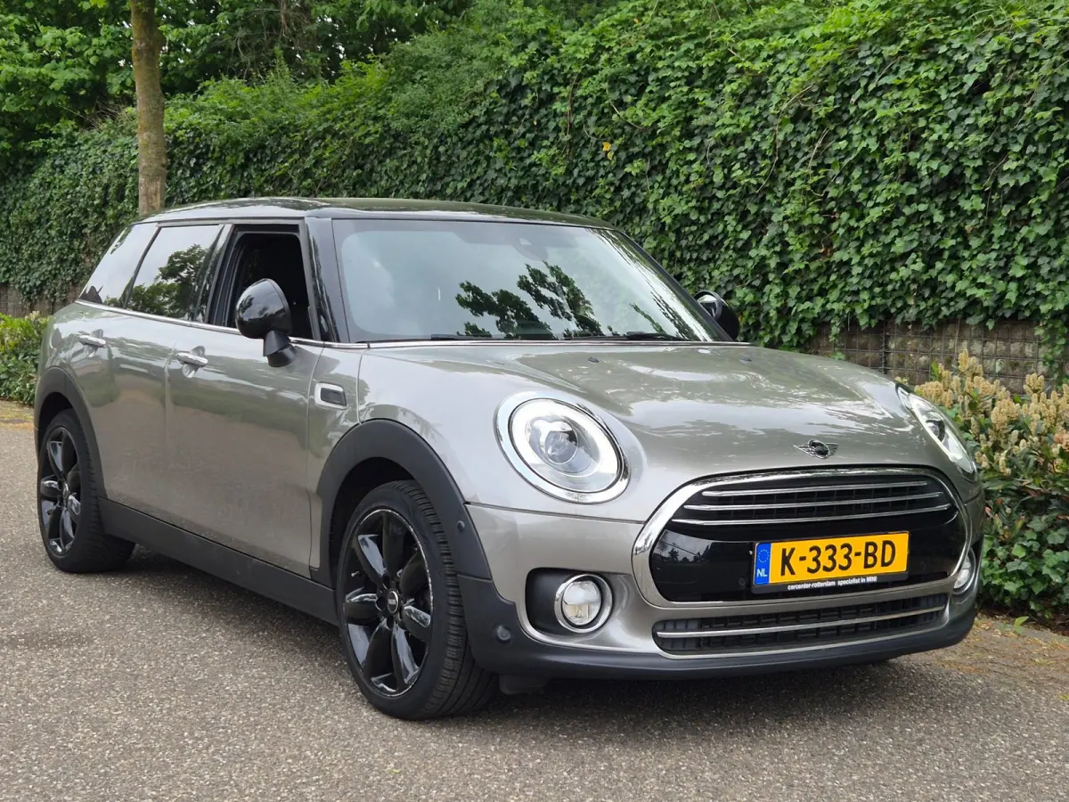 Mini Chili Serious Apple CarPlay Virtual dash Automaat PDC 1.5 Cooper Chili Serious Business