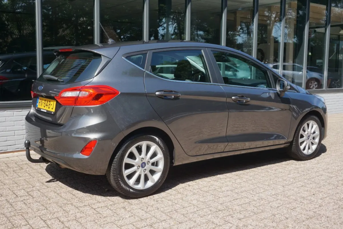 1.0 EcoBoost Titanium Trekhaak/Camera!