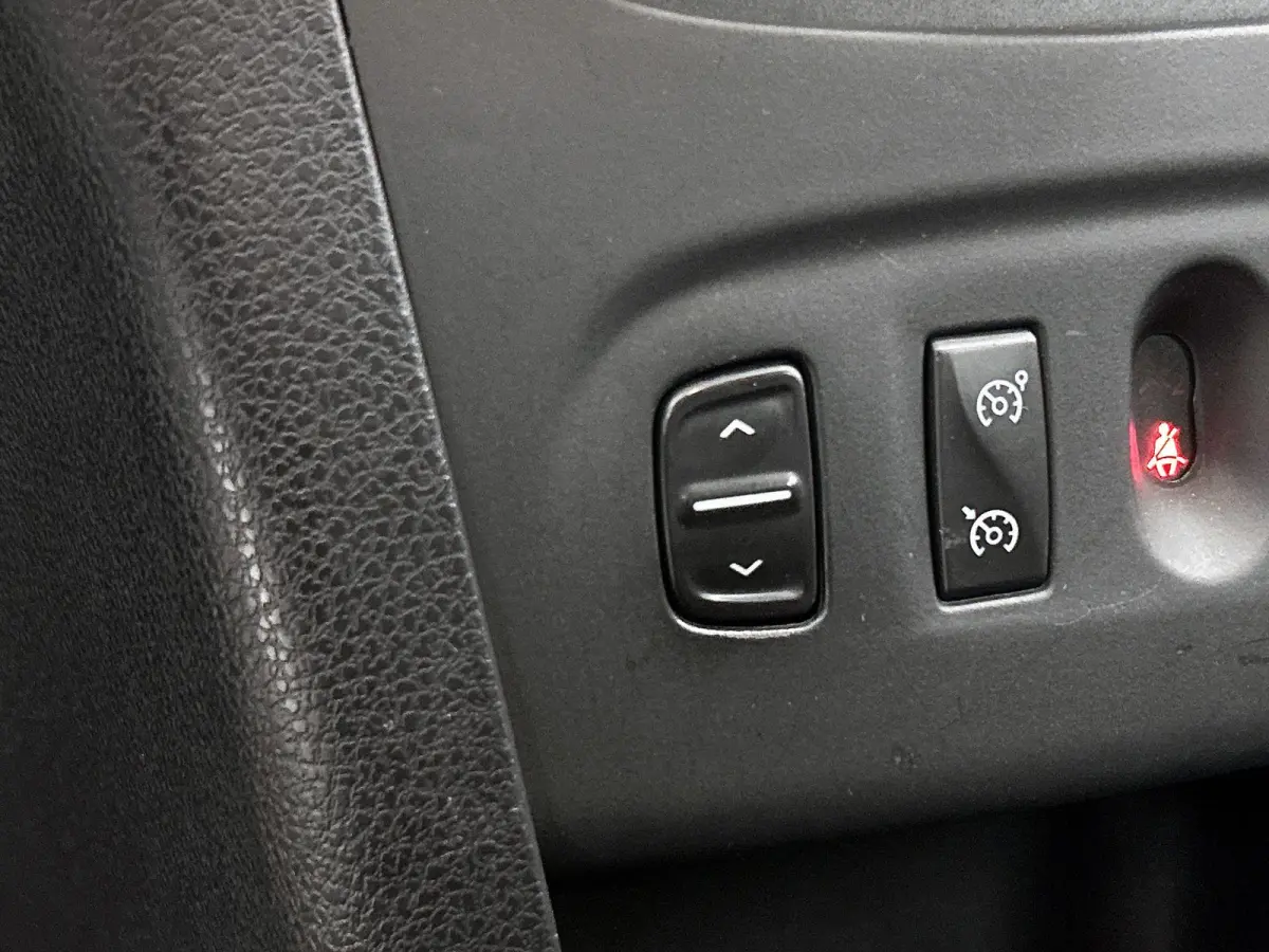 0.9 TCe 10th Anniversary | Airco | Cruise Control | Radio |