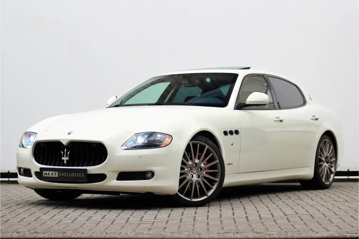 4.7 Sport GTS GT S | blauw alcantara | BTW | Uniek