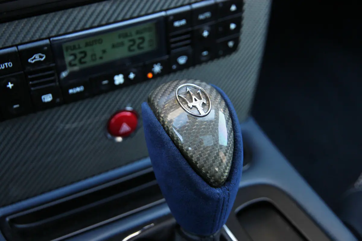 4.7 Sport GTS GT S | blauw alcantara | BTW | Uniek