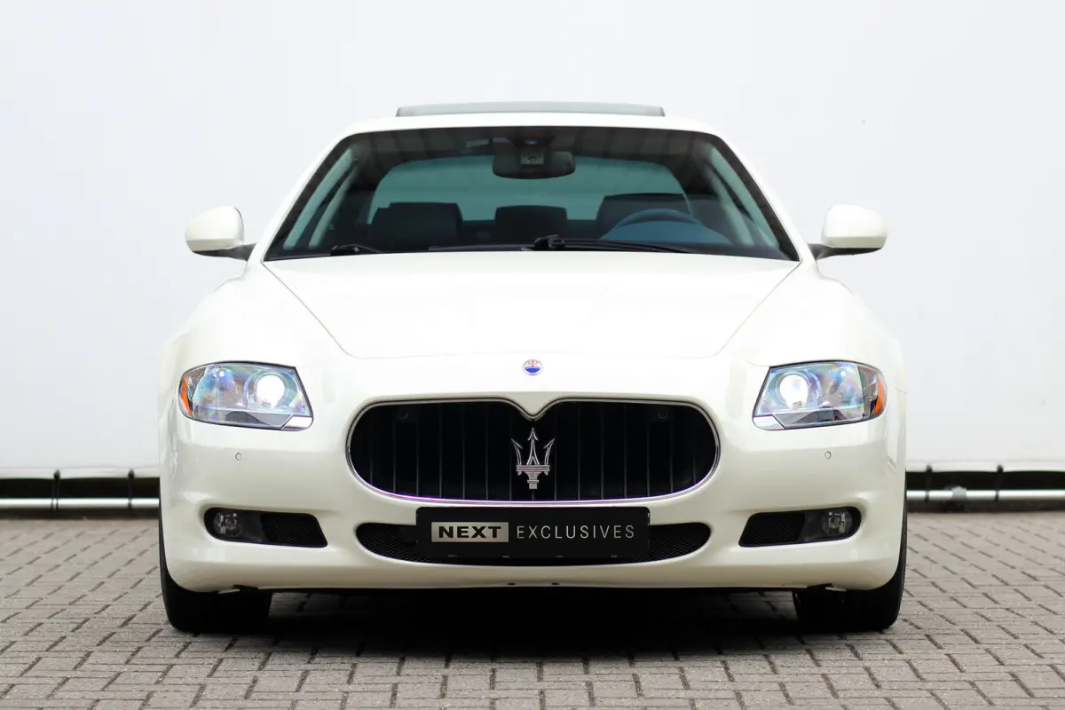 4.7 Sport GTS GT S | blauw alcantara | BTW | Uniek