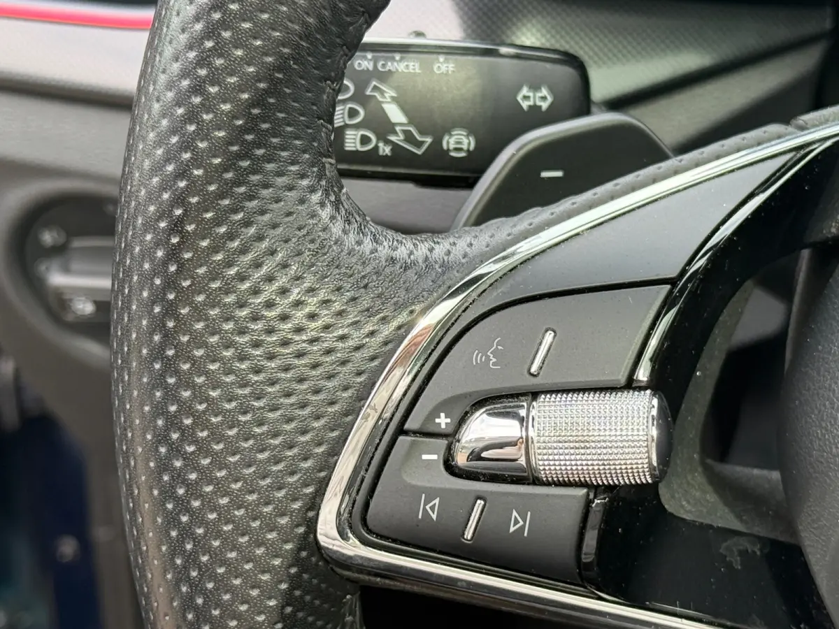 1.0 TSI 110PK DSG SPORT PANO|NAVI|CAMERA|CARPLAY