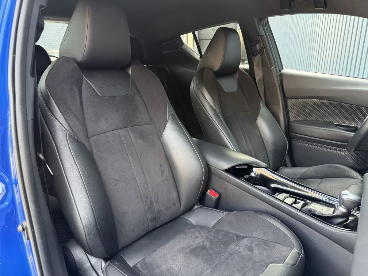 1.8 Hybrid Executive / Bi tone | Leer/alcantara | Dealer onderhouden | LED | JBL | Rijklaar!!