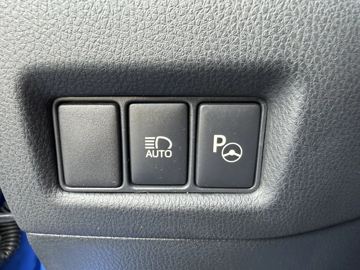 1.8 Hybrid Executive / Bi tone | Leer/alcantara | Dealer onderhouden | LED | JBL | Rijklaar!!