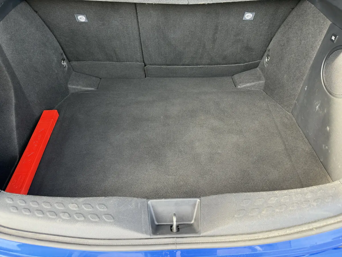 1.8 Hybrid Executive / Bi tone | Leer/alcantara | Dealer onderhouden | LED | JBL | Rijklaar!!