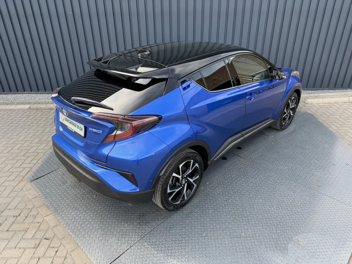 1.8 Hybrid Executive / Bi tone | Leer/alcantara | Dealer onderhouden | LED | JBL | Rijklaar!!