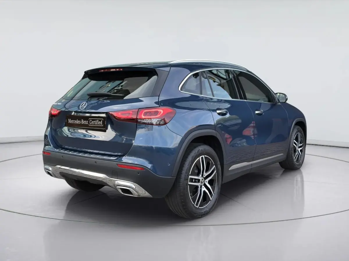 200 Luxury Line