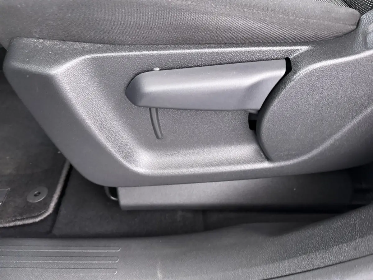 1.5 BlueHDi 100 S&S L1 | Cruise control | Houten vloer in laadruimte | Parkeersensor achter