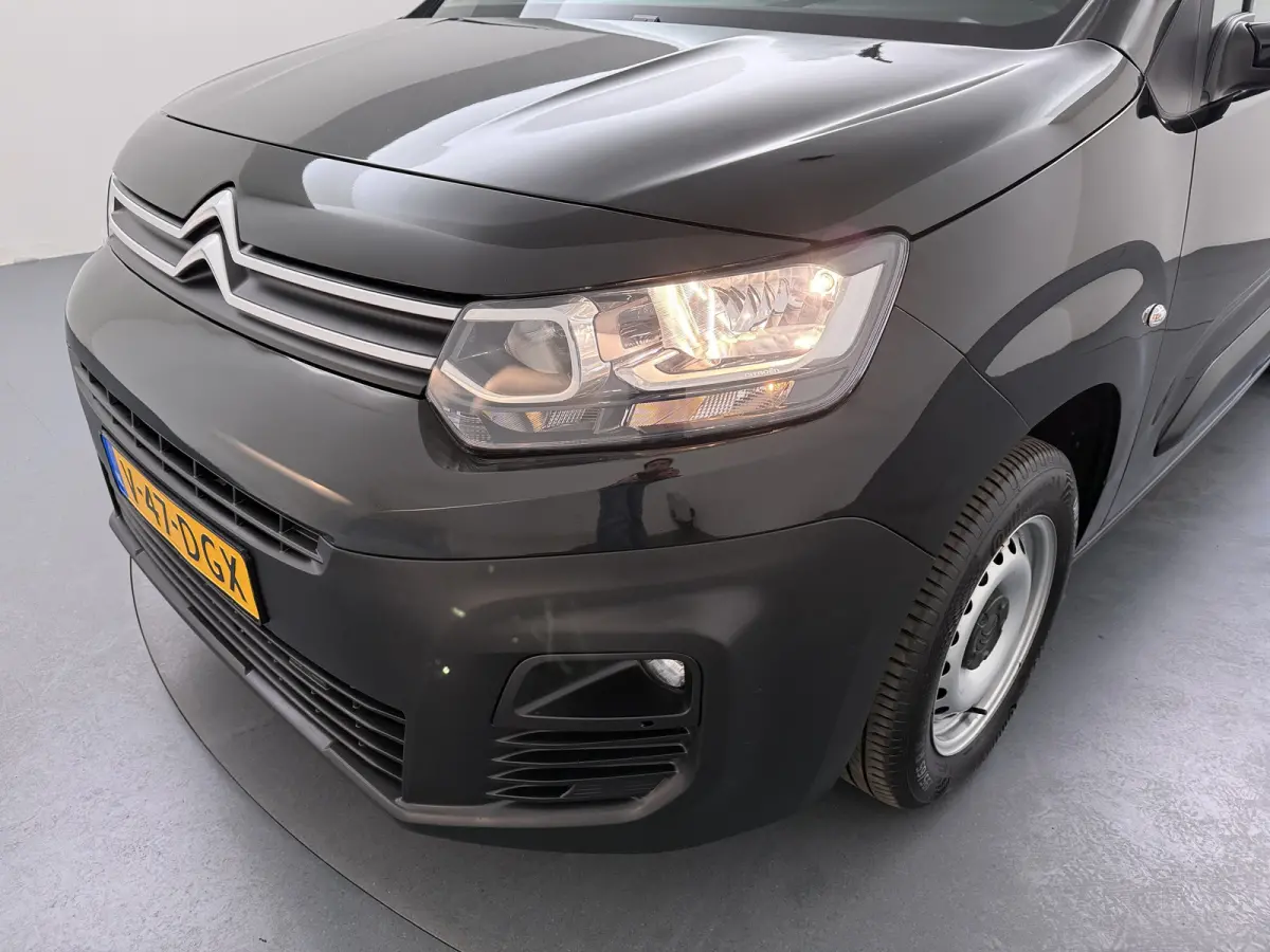 1.5 BlueHDi 100 S&S L1 | Cruise control | Houten vloer in laadruimte | Parkeersensor achter