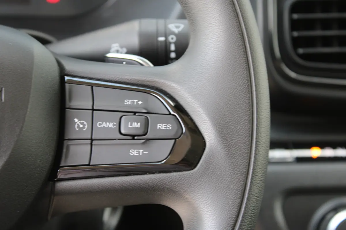 L3 110 kWh | 8 JAAR GARANTIE | BETIMMERING | APPEL CARPLAY/ANDROID AUTO |