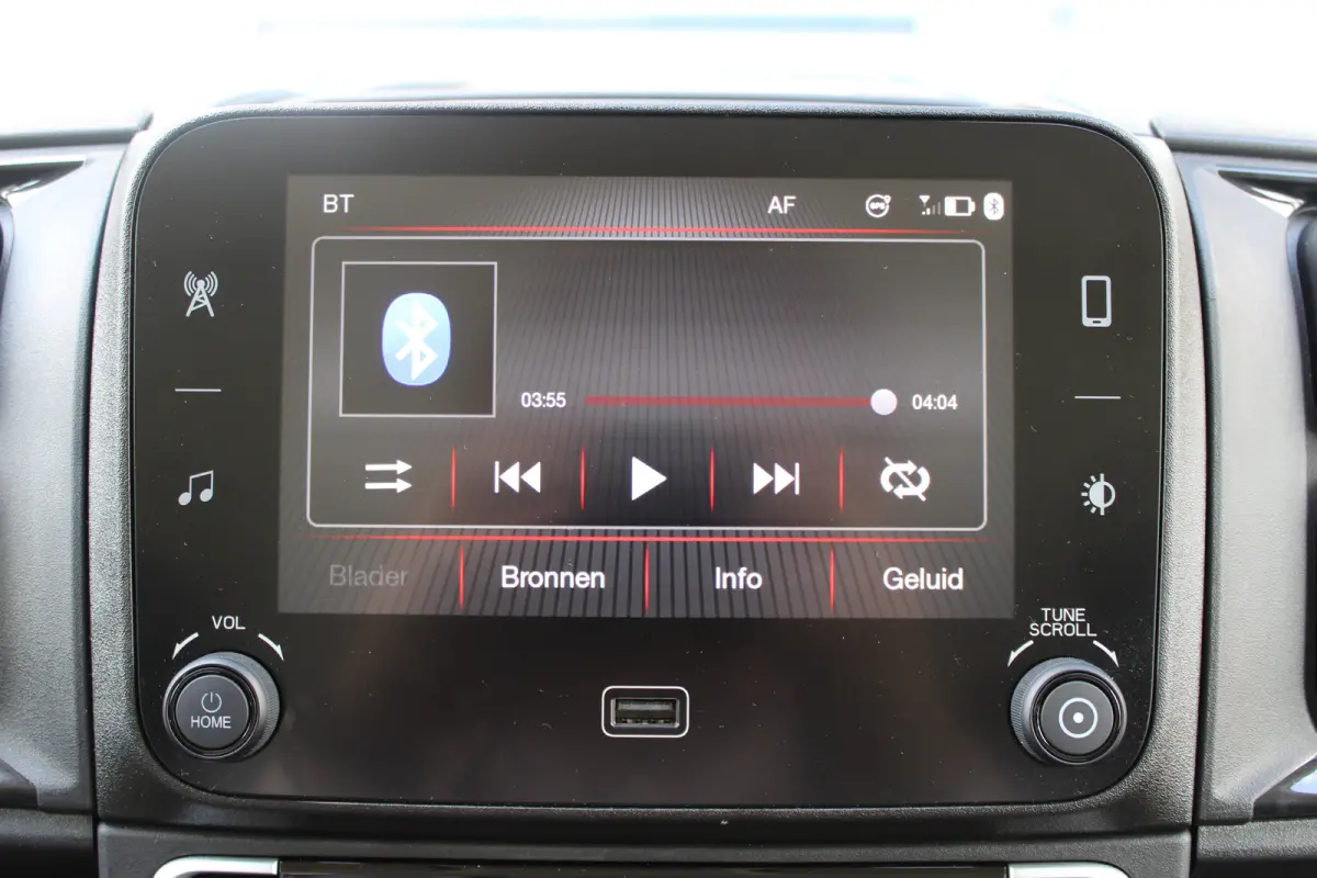 L3 110 kWh | 8 JAAR GARANTIE | BETIMMERING | APPEL CARPLAY/ANDROID AUTO |