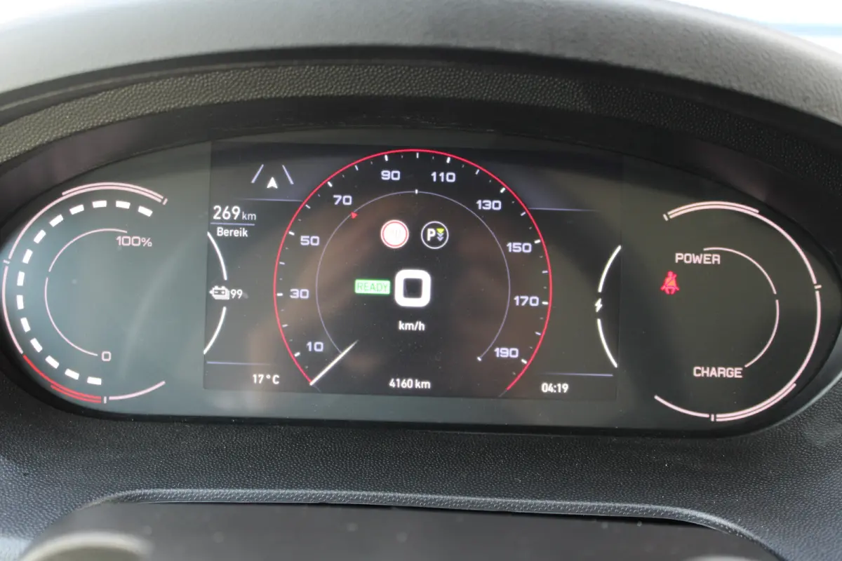 L3 110 kWh | 8 JAAR GARANTIE | BETIMMERING | APPEL CARPLAY/ANDROID AUTO |