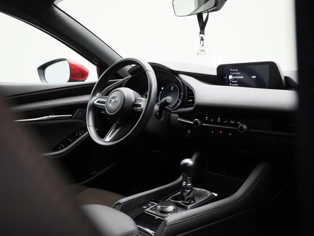 2.0 e-SkyActiv-X M Hybrid 186 | ACC | Head-up display | Keyless | DAB | Navi |  Airco |