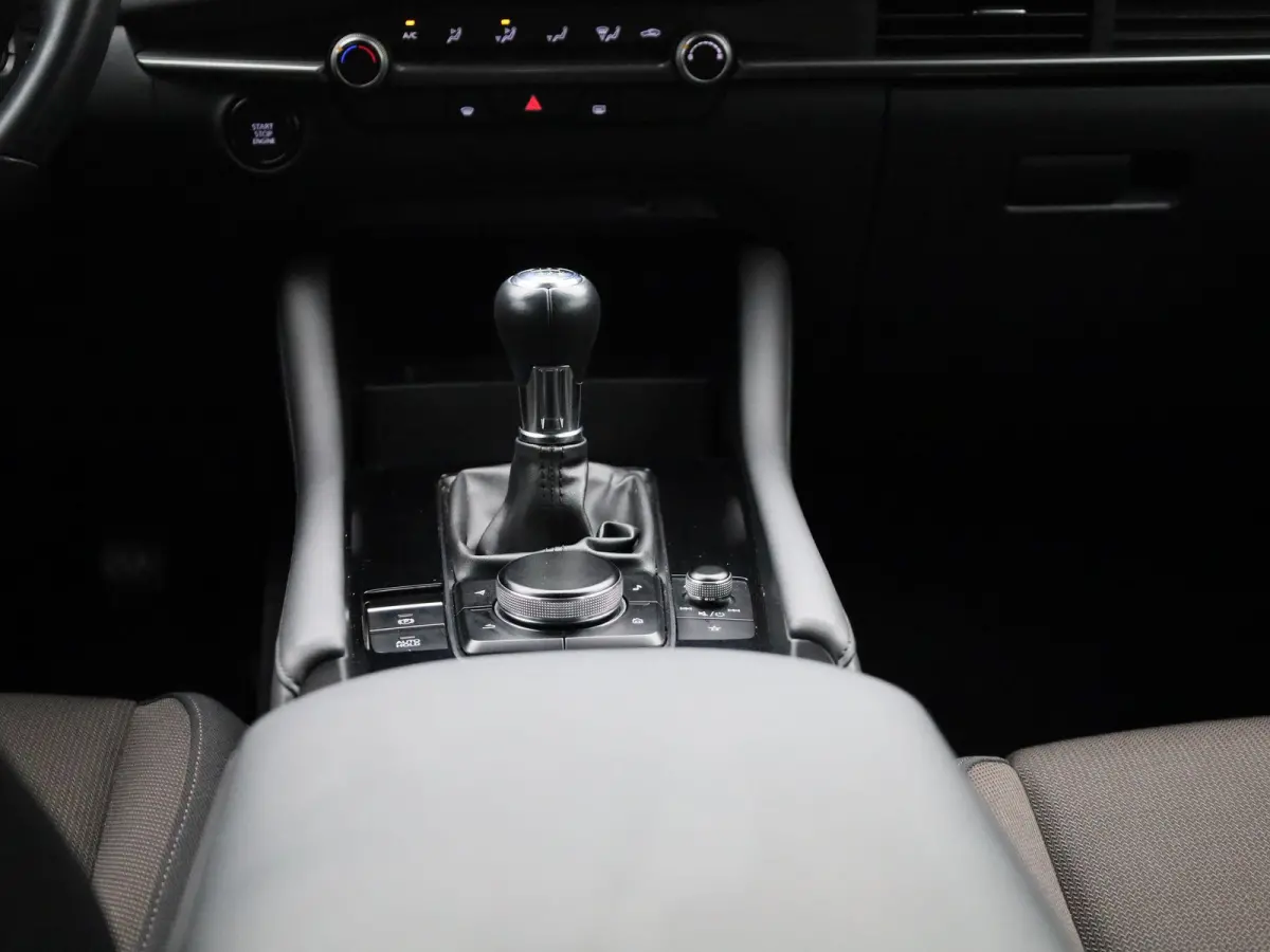 2.0 e-SkyActiv-X M Hybrid 186 | ACC | Head-up display | Keyless | DAB | Navi |  Airco |