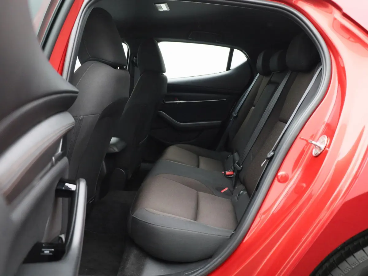2.0 e-SkyActiv-X M Hybrid 186 | ACC | Head-up display | Keyless | DAB | Navi |  Airco |