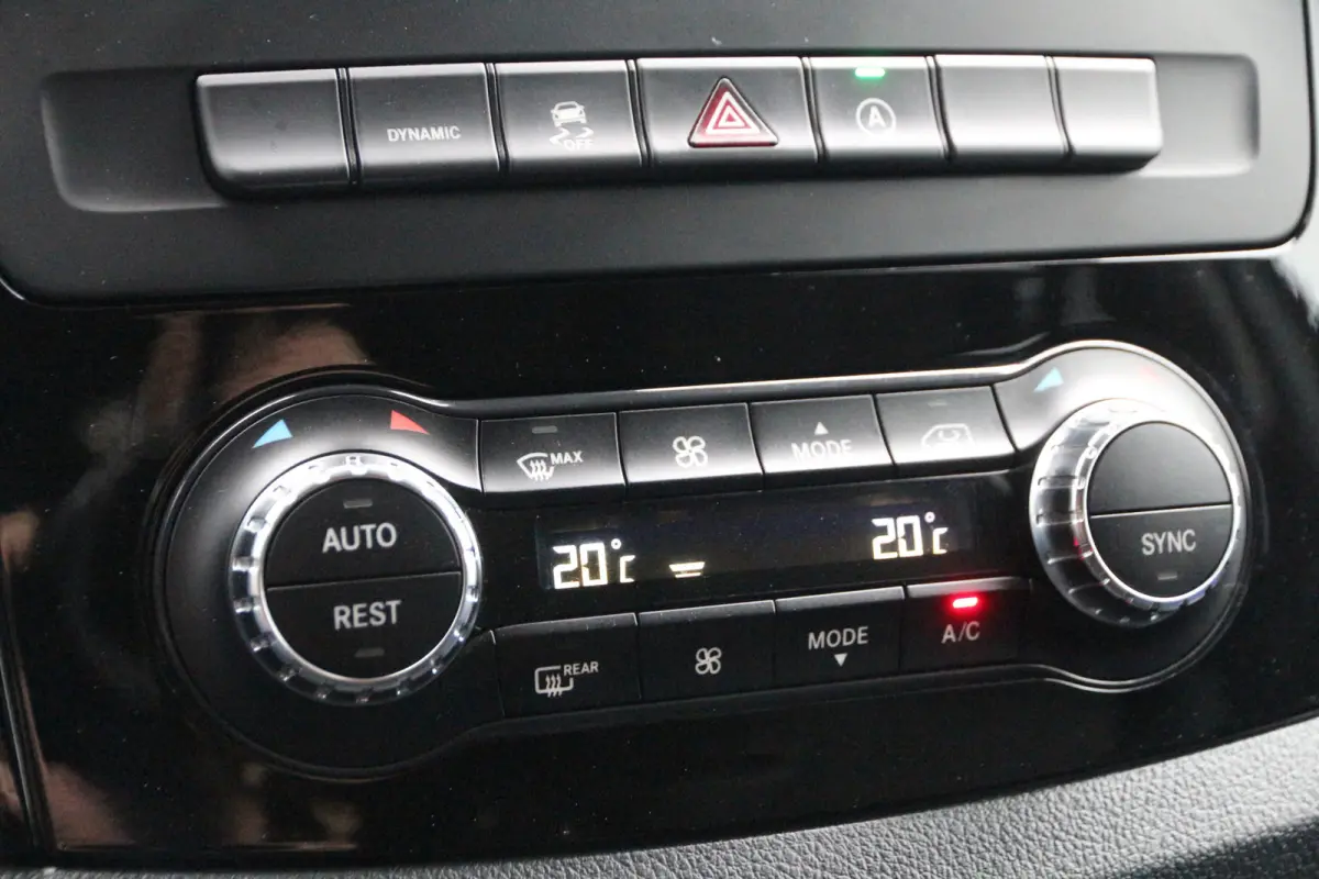 119 CDI | Aut. | DC | KAR-edition | Navi | Cruise | Clima..