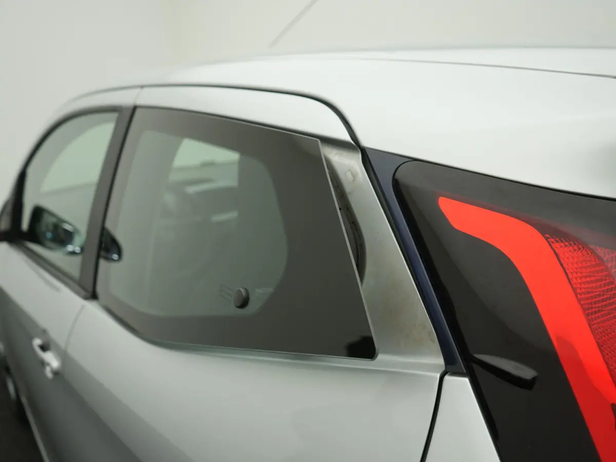 1.0 VVT-i x-cite AUTOMAAT | CAMERA | MIRROR LINK | CLIMATE CONTROL