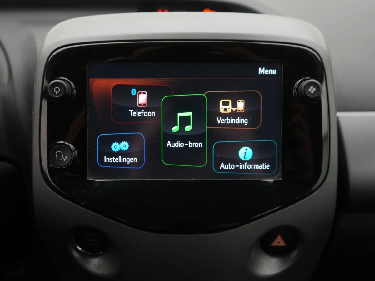 1.0 VVT-i x-cite AUTOMAAT | CAMERA | MIRROR LINK | CLIMATE CONTROL