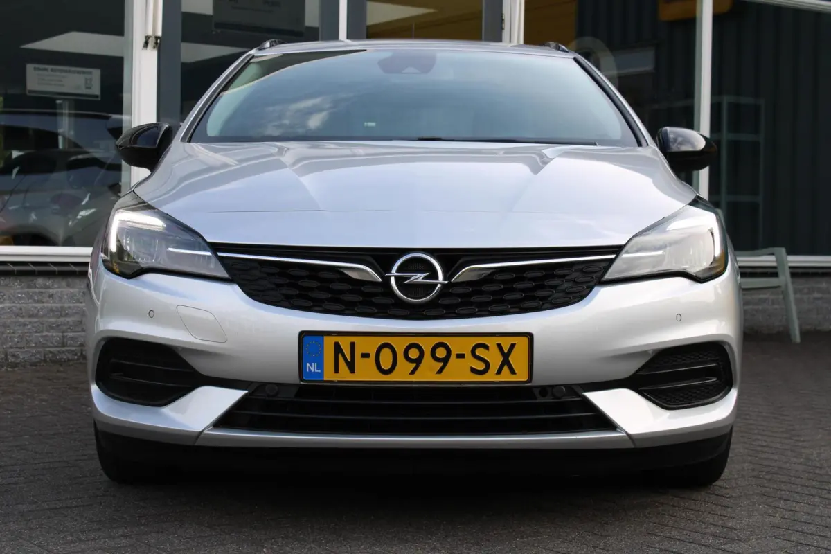 1.2 Design & Tech|Carplay|Camera|Climate|PDC|Cruise|