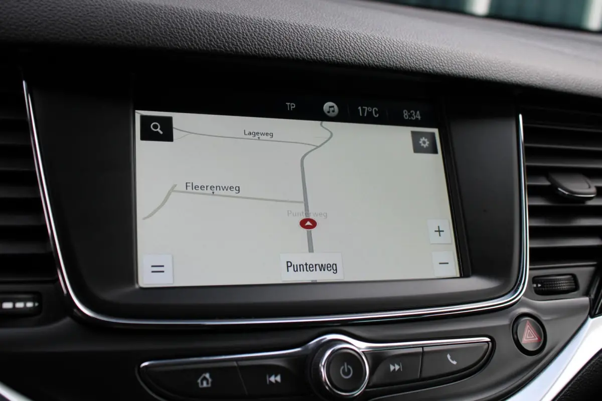 1.2 Design & Tech|Carplay|Camera|Climate|PDC|Cruise|