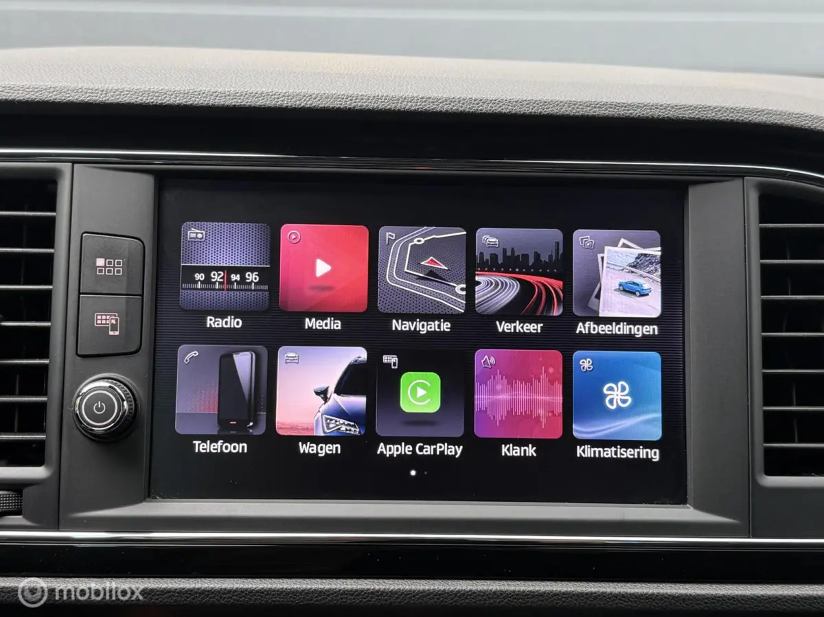 1.8 TSI FR DSG Aerodynamica Panodak Navi Seat Sound Carplay Camera Alcantara