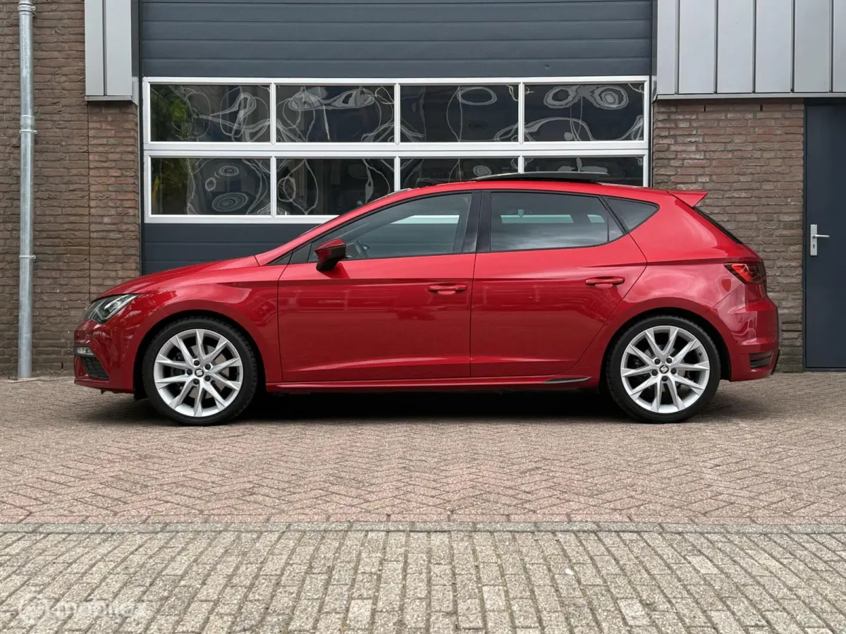 1.8 TSI FR DSG Aerodynamica Panodak Navi Seat Sound Carplay Camera Alcantara