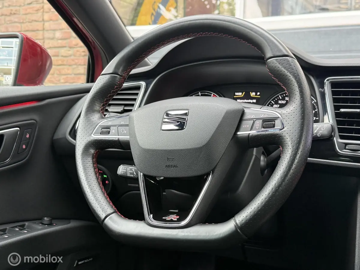 1.8 TSI FR DSG Aerodynamica Panodak Navi Seat Sound Carplay Camera Alcantara
