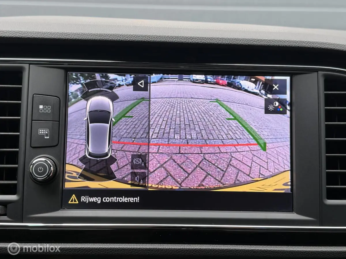 1.8 TSI FR DSG Aerodynamica Panodak Navi Seat Sound Carplay Camera Alcantara
